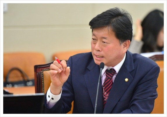 김명연 의원3.jpg