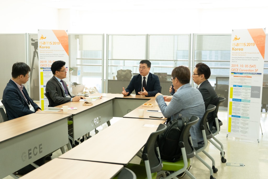 첨부사진 3. 저널편집장 회의.jpg