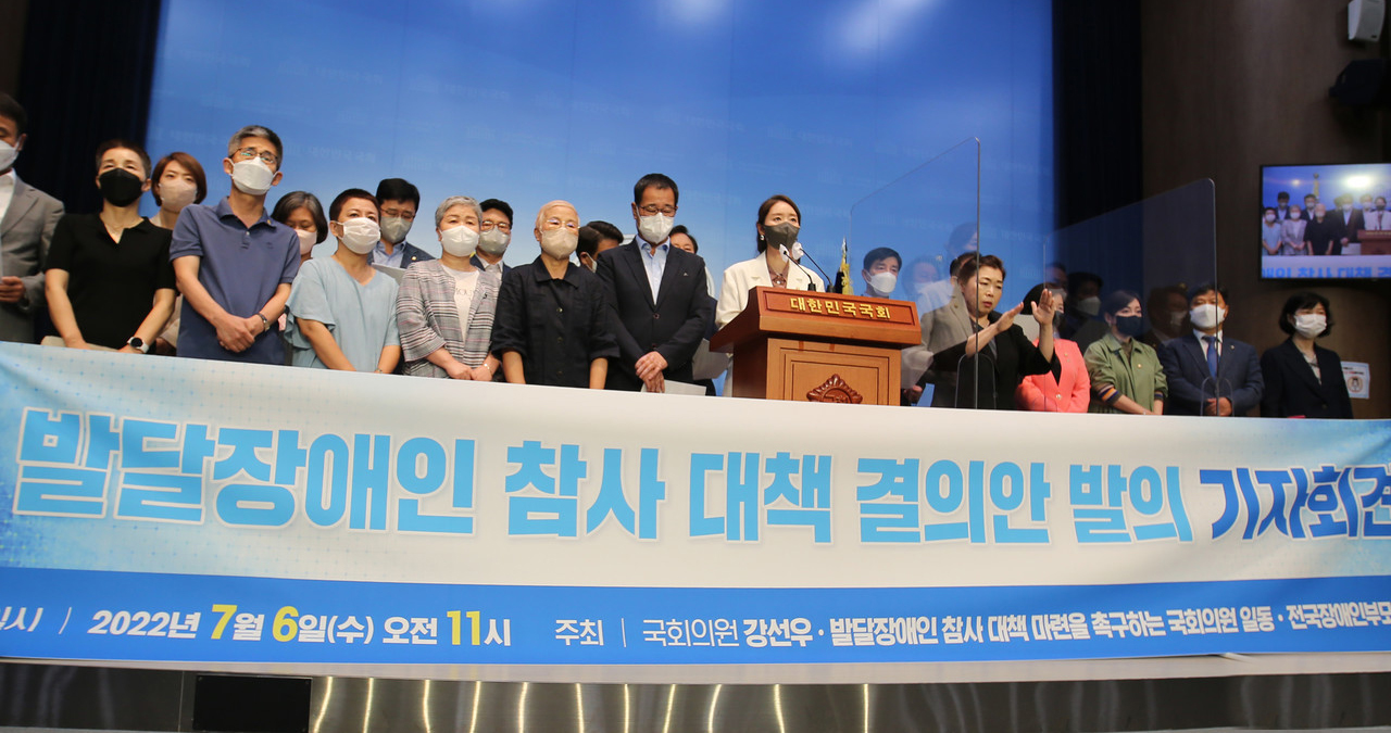 104401_116095_4635 복사.jpg