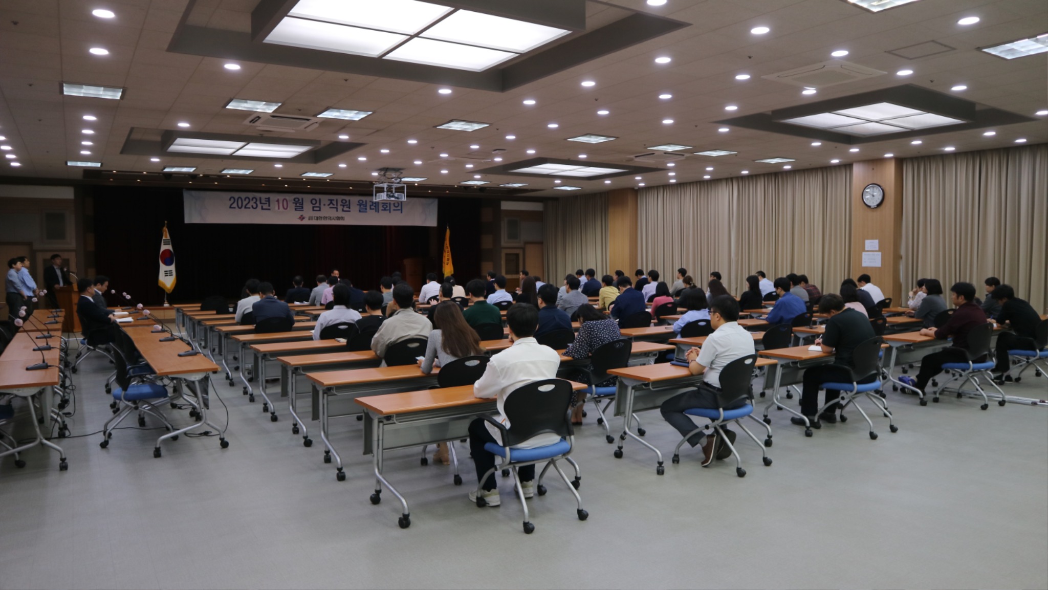 1004 월례회의 (20).JPG