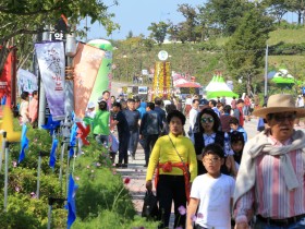 “힐링 산청에 빠지다”…산청한방약초축제