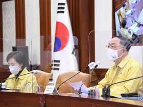 “‘백신가뭄’ 사실 아냐…수급·접종 소모적 논쟁 벗어나야”