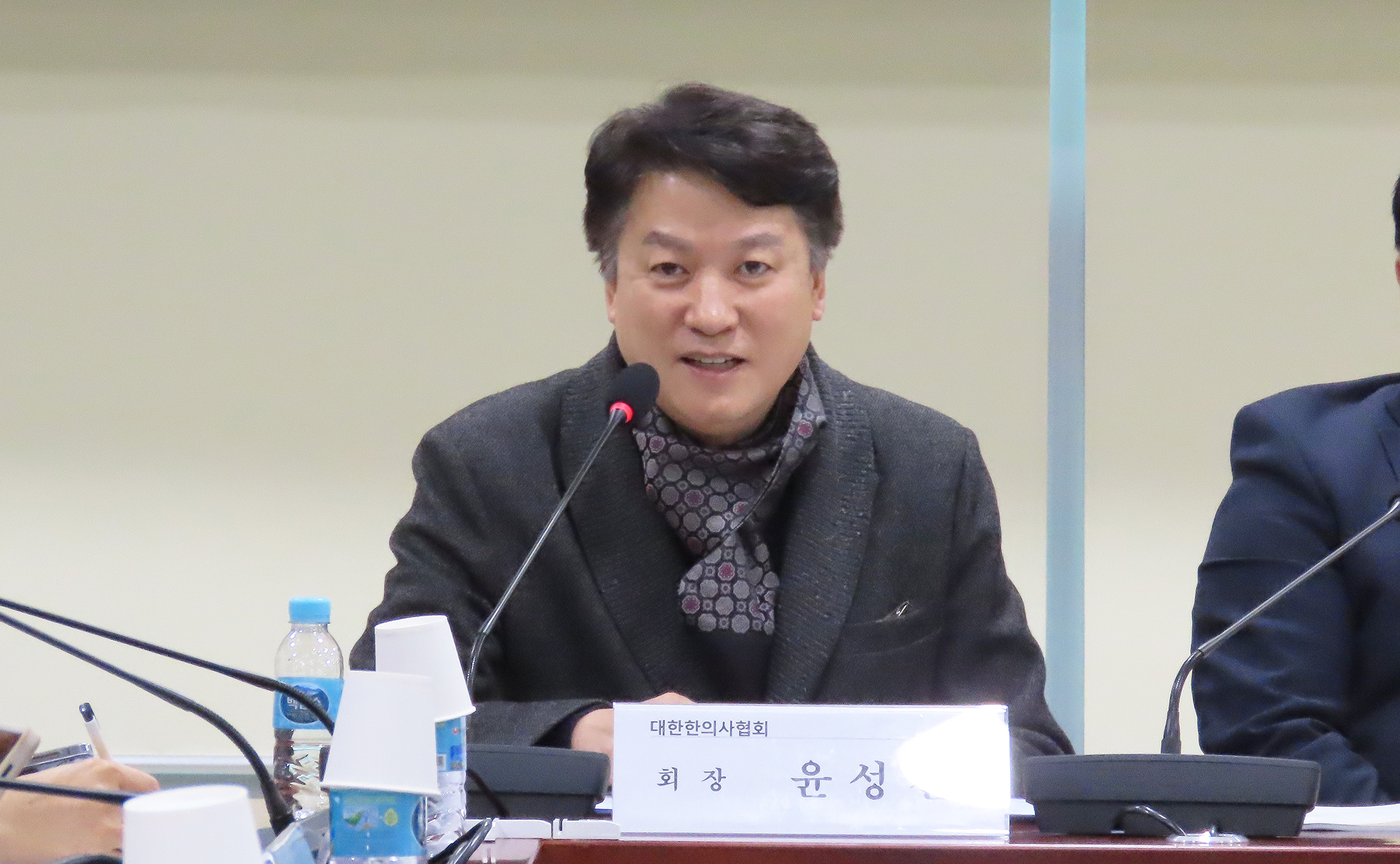 윤성찬 회장.jpg