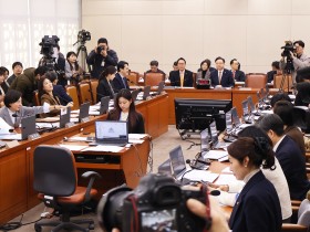 국회 복지위, ‘학교별 의대정원 자율 선발제’ 추진 검토