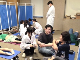 상지대 한의대 ‘곤진회’, 강릉일대서 나눔 실천