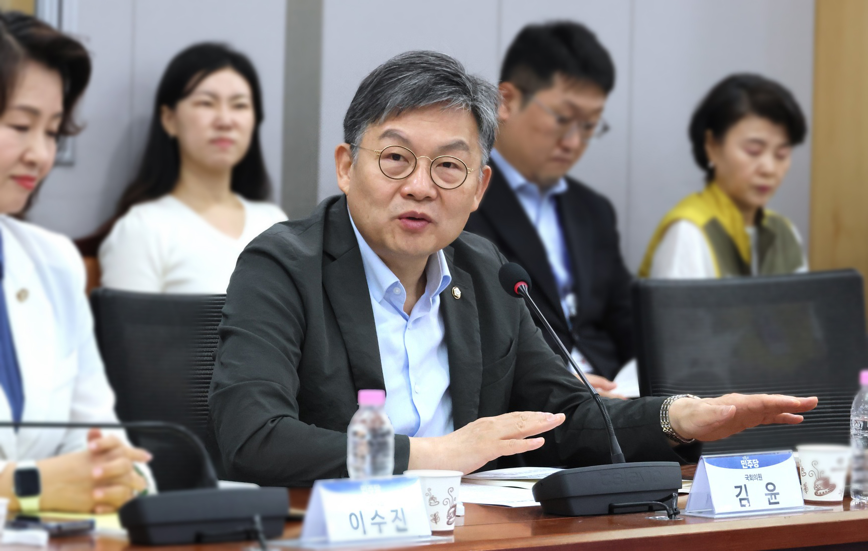 김윤 의료기기법 추진.jpg