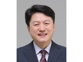 李 대통령, 한의사 주치의에 윤성찬 한의사협회장 위촉