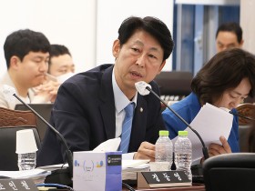 ‘케데헌’ 2억3600만명 열풍…K-콘텐츠 정부 담당자는 ‘단 두명’