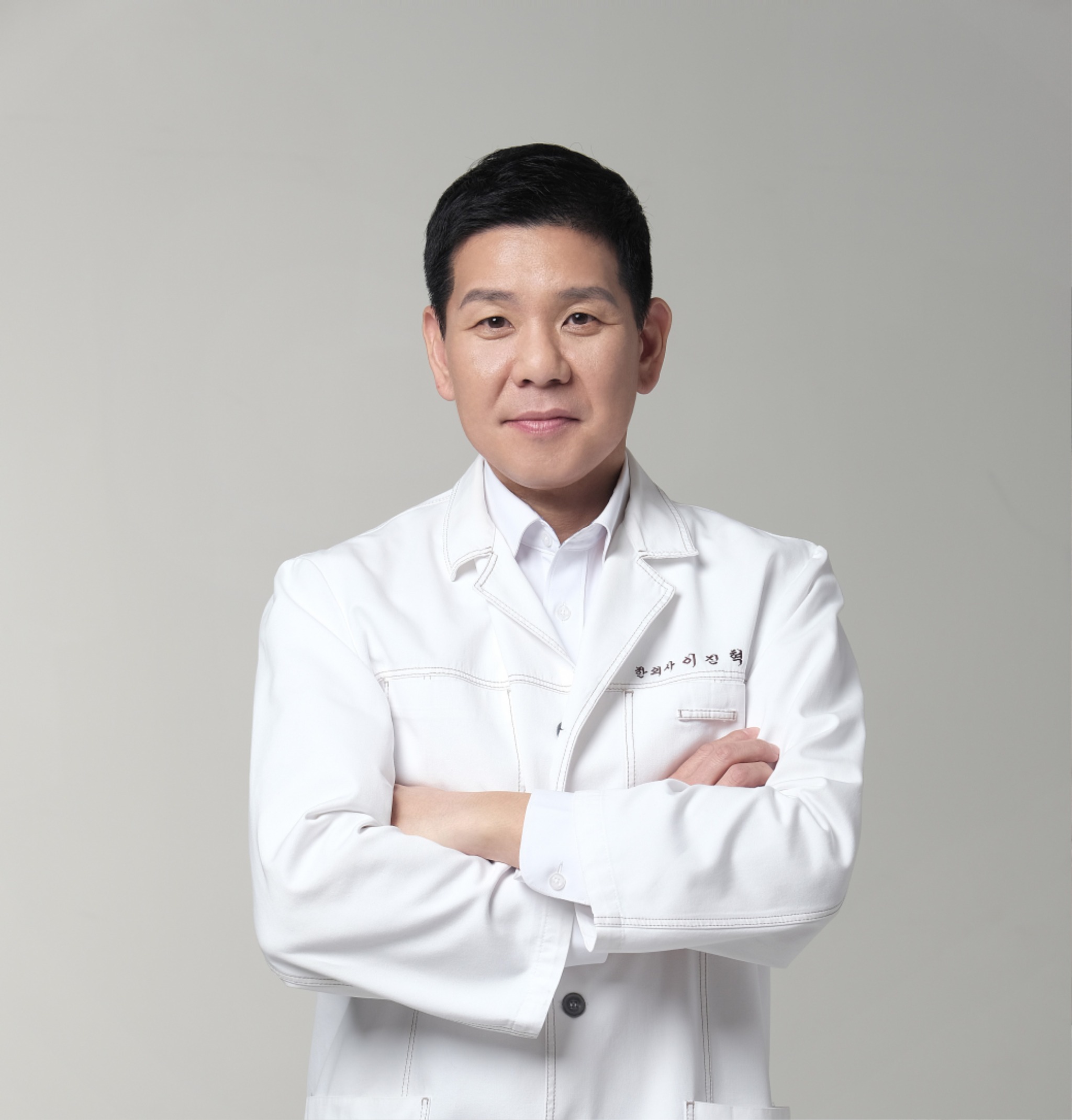 칼럼 여드름 흉터 기고1.jpg