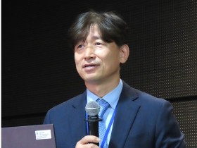 “한의학 통해 여성 건강 증진에 기여한 반세기”