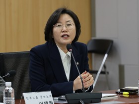 성범죄 의료인 면허 제한 강화 추진…벌금형도 3년 자격 제한