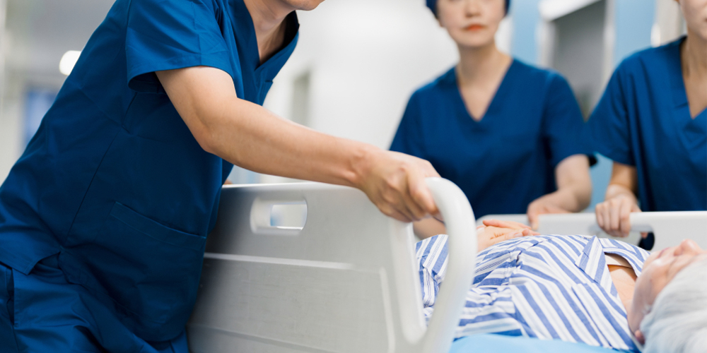 “필수의료 공백 막는다”…의사 집단 사직·휴진 금지법 추진