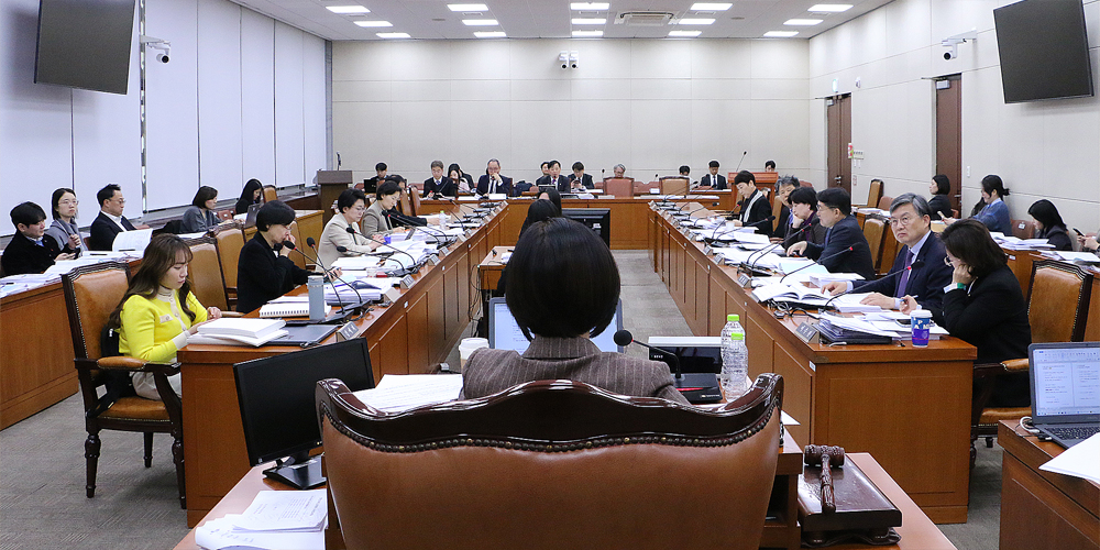 “환자 권리·안전, 법으로 보장”…‘환자기본법’ 소위 통과