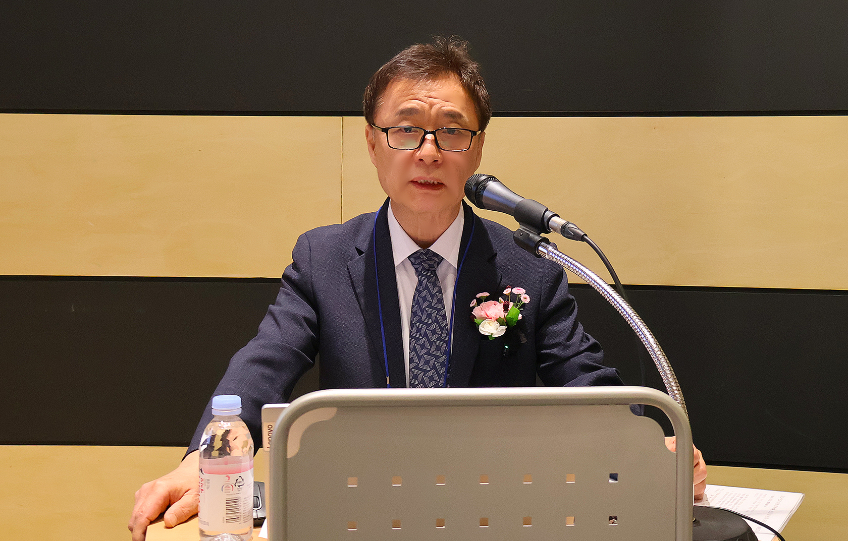황부이사장.jpg