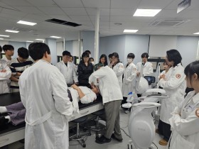 “한의 임상가의 최신 트렌드, 한의대생과의 공유 나서”