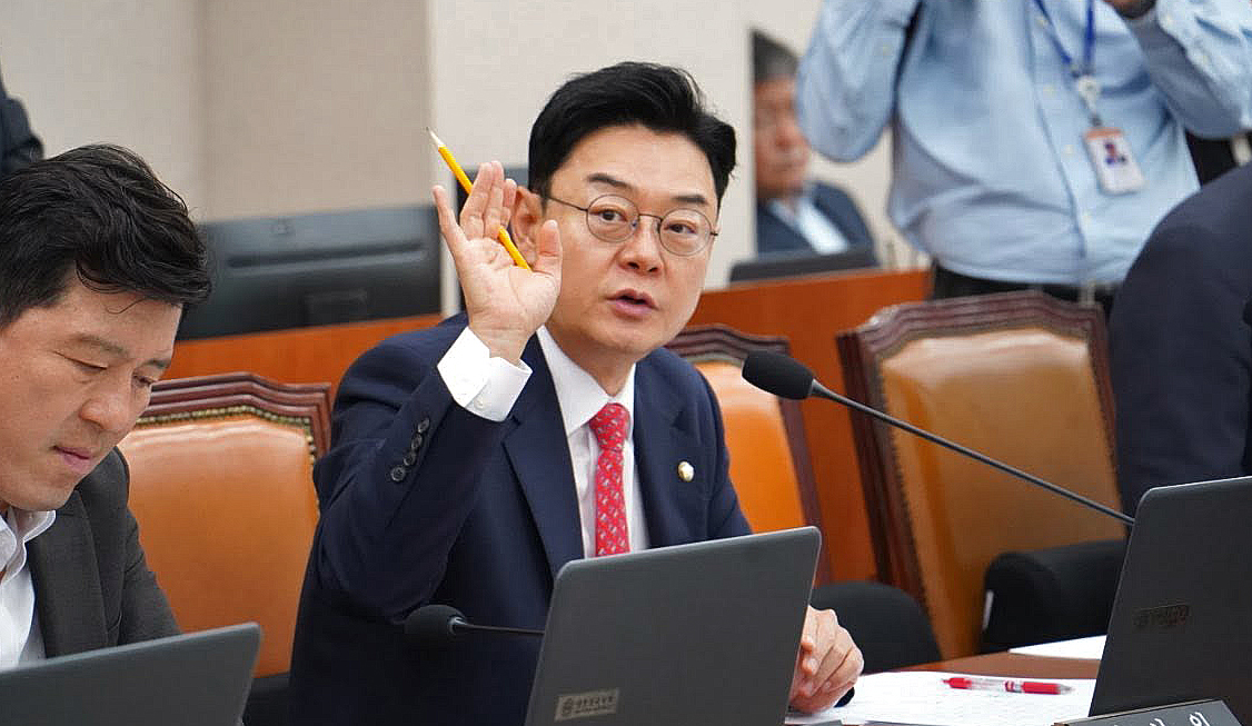 김성원 의원.jpg