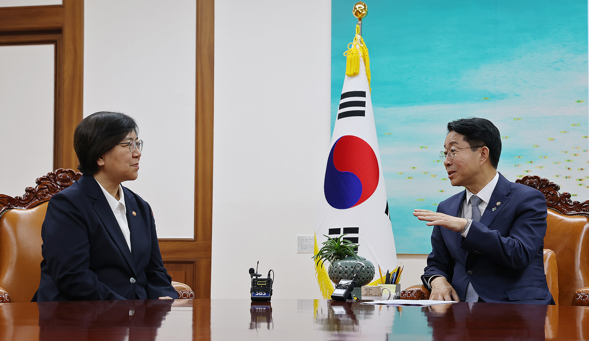 의장2.jpg