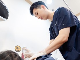 한의사·한의대생 5인, 리도카인 경혈 주사 임상연구 127편 분석