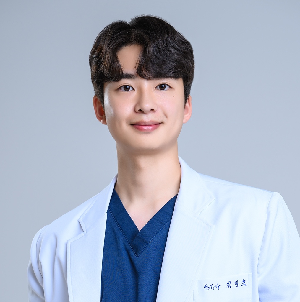 10.표면해부학과 근육촉진을 기반으로 한 포터블 초음파 활용 경추 통증(담결림)의 초음파 유도 약침치료_김광호(선유재한의원).jpg